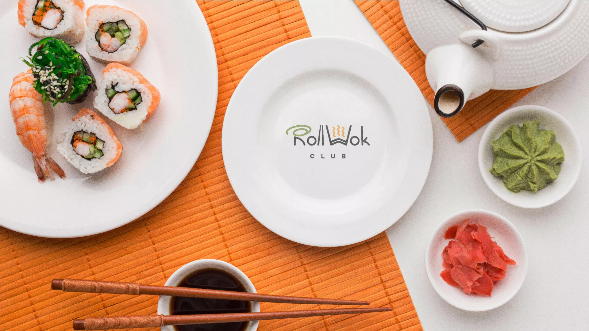 Разработка логотипа и фирменного стиля суши-бара «Roll Wok Club» в Кодинске