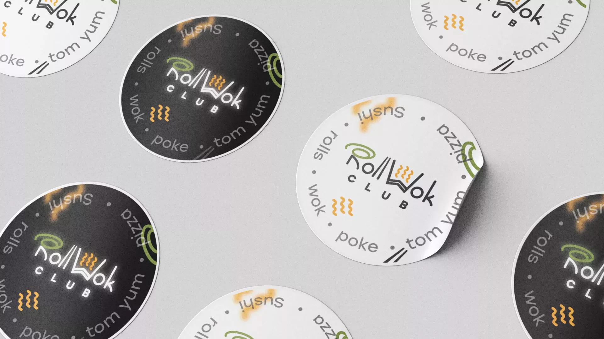 Разработка наклеек для суши-бара «Roll Wok Club» в Кодинске